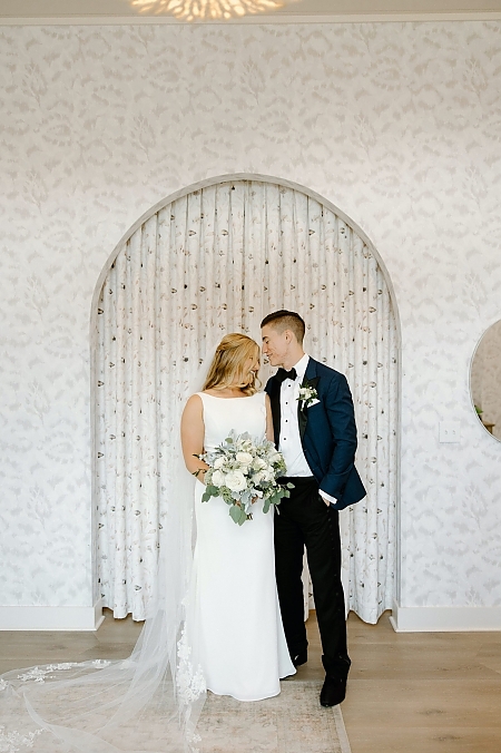 White and Bright Wedding Photos