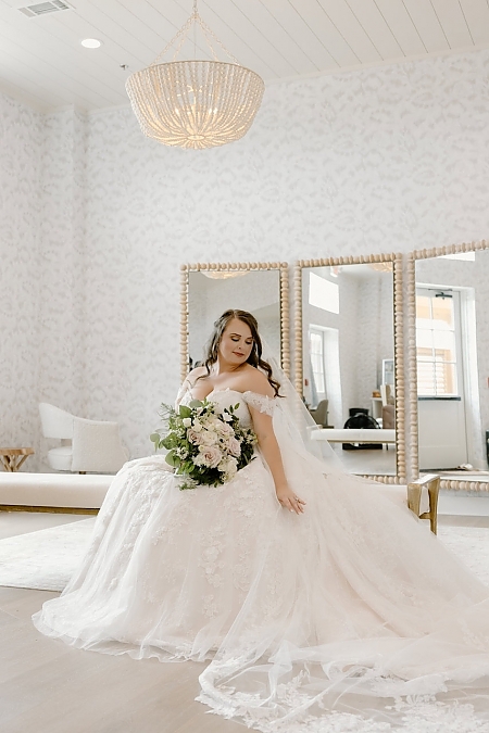 Bright Wedding Photos