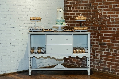 Cake and Dessert Wedding Table