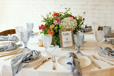 Pretty Plates Wedding Decor